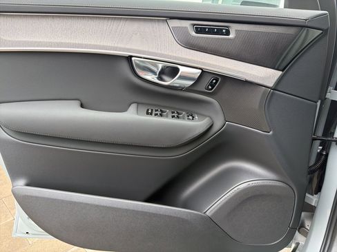 New 2026 Volvo XC90 T8 Ultra w/ Protection Package image 46
