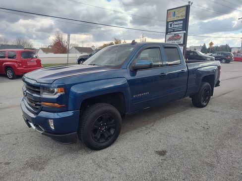Used 2018 Chevrolet Silverado 1500 LT w/ All Star Edition image 4