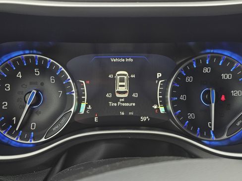 New 2026 Chrysler Pacifica Select image 12
