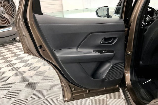 New 2027 Nissan Kicks S FWD image 29