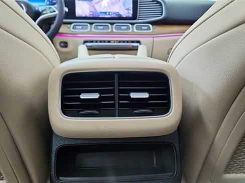 Used 2025 Mercedes-Benz GLE 350 4MATIC w/ AMG Line Exterior image 54