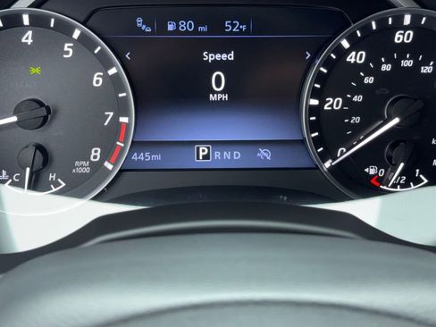 Used 2025 Nissan Frontier SV image 24