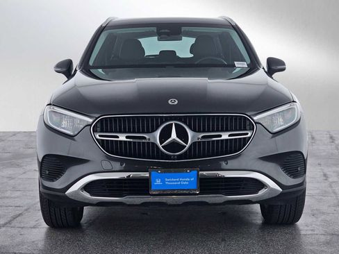 Used 2024 Mercedes-Benz GLC 300 4MATIC image 2