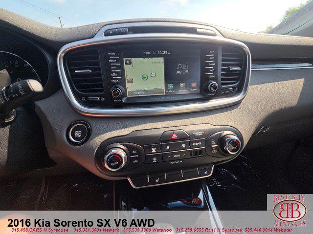 Used 2016 Kia Sorento SX AWD/4WD image 18