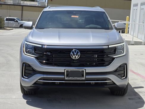 New 2024 Volkswagen Atlas Cross Sport SEL Premium R-Line AWD/4WD image 7