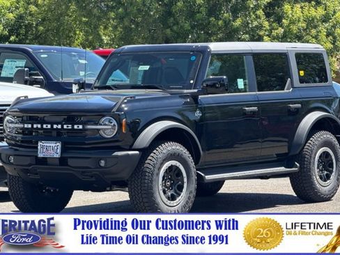 New 2026 Ford Bronco Outer Banks w/ Sasquatch Package AWD/4WD image 8