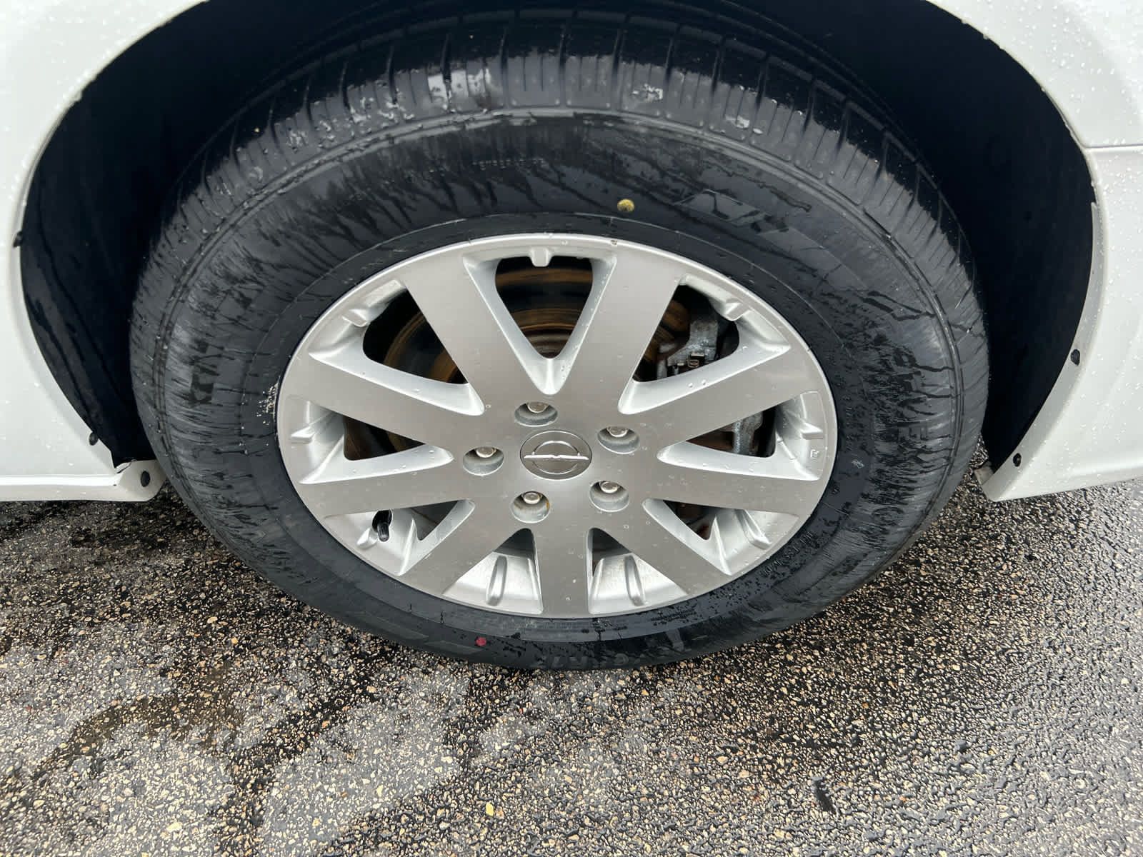 Used 2015 Chrysler Town & Country Touring w/ Driver Convenience Group FWD image 9