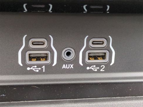 New 2025 RAM 2500 Laramie image 23