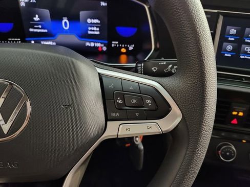 Used 2022 Volkswagen Jetta S image 28