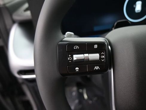 New 2026 Hyundai Ioniq 9 Limited AWD/4WD image 18