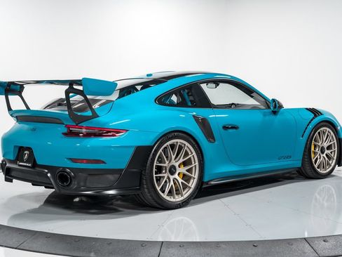 Used 2018 Porsche 911 GT2 RS w/ Weissach Package RWD image 3