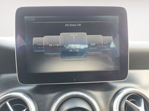 Used 2017 Mercedes-Benz CLA 250 image 27