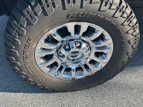Used 2020 Ford F250 XLT w/ XLT Premium Package AWD/4WD image 8