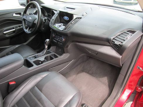 Used 2017 Ford Escape Titanium FWD image 8