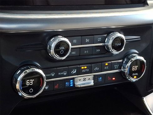 Certified 2021 Ford F150 Lariat w/ Equipment Group 502A High image 16