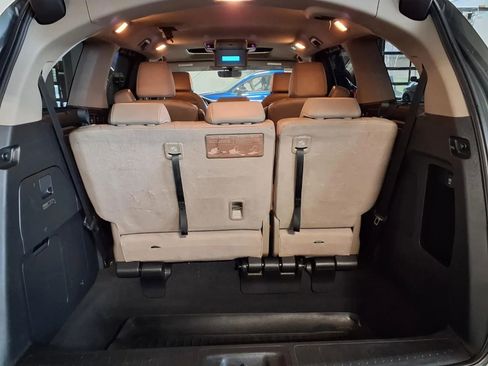 Used 2018 Honda Odyssey Elite image 6