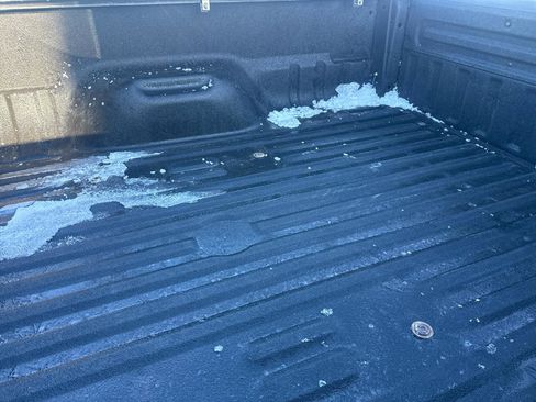 Used 2011 Ford F350 Lariat w/ Snow Plow Prep Pkg image 20