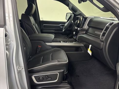 New 2026 RAM 1500 Laramie AWD/4WD image 24
