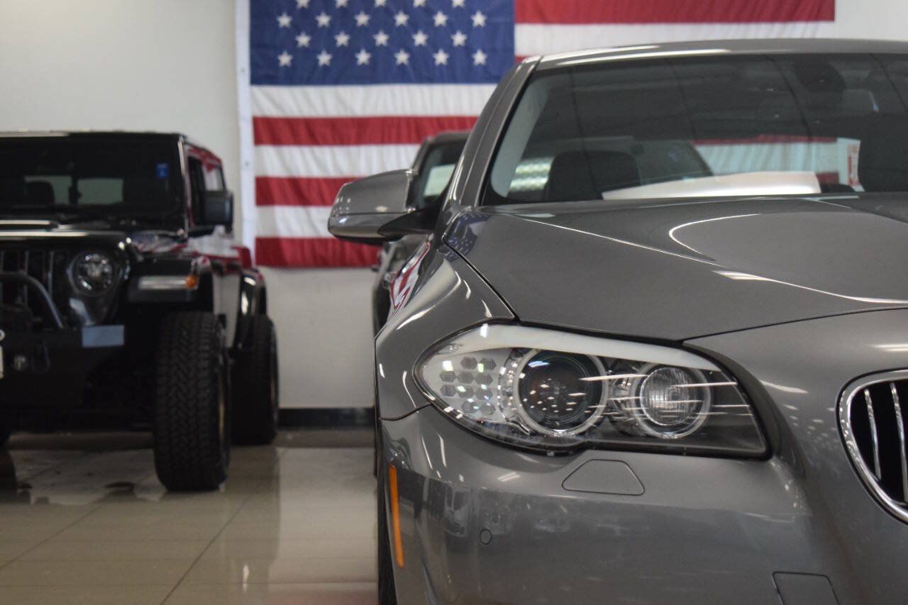 Used 2012 BMW 528i Sedan RWD image 10