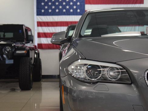 Used 2012 BMW 528i Sedan RWD image 10