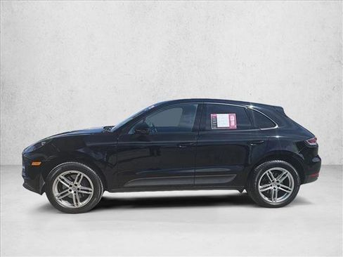 Used 2021 Porsche Macan AWD/4WD image 2