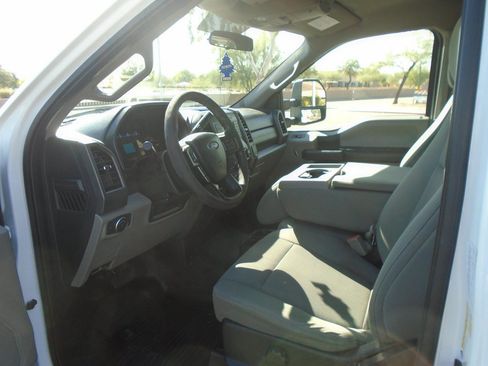 Used 2019 Ford F250 XL w/ Power Equipment Group RWD image 13