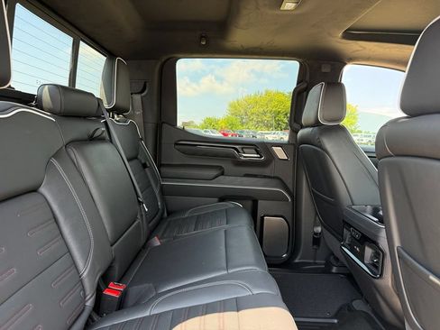 Used 2026 GMC Sierra 1500 AT4X AWD/4WD image 42