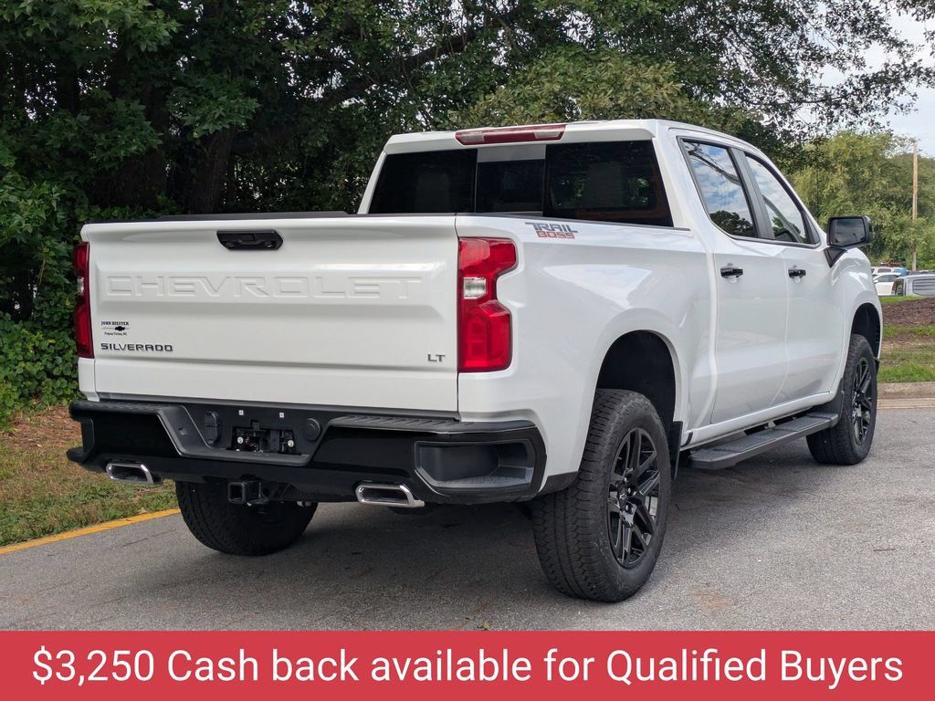New 2026 Chevrolet Silverado 1500 LT Trail Boss w/ Convenience Package II AWD/4WD image 2