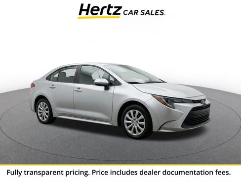 Used 2025 Toyota Corolla LE FWD image 1