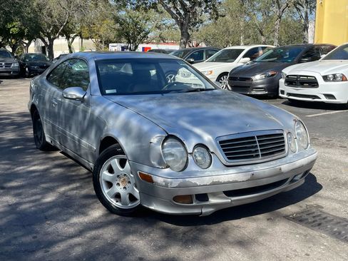 Used 2001 Mercedes-Benz CLK 320 CLK 320 Coupe 2D image 1