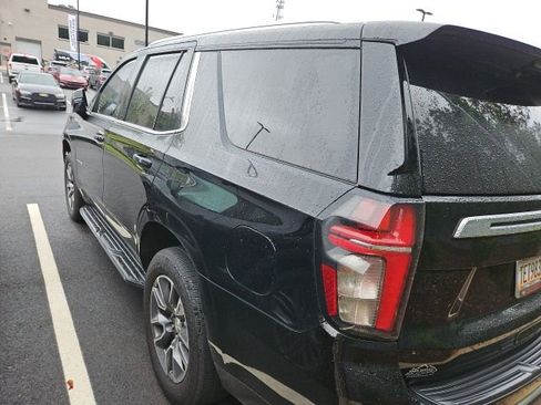 Used 2022 Chevrolet Tahoe LT w/ Luxury Package AWD/4WD image 11
