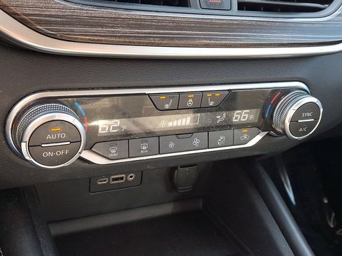Used 2019 Nissan Altima 2.5 SL FWD image 16
