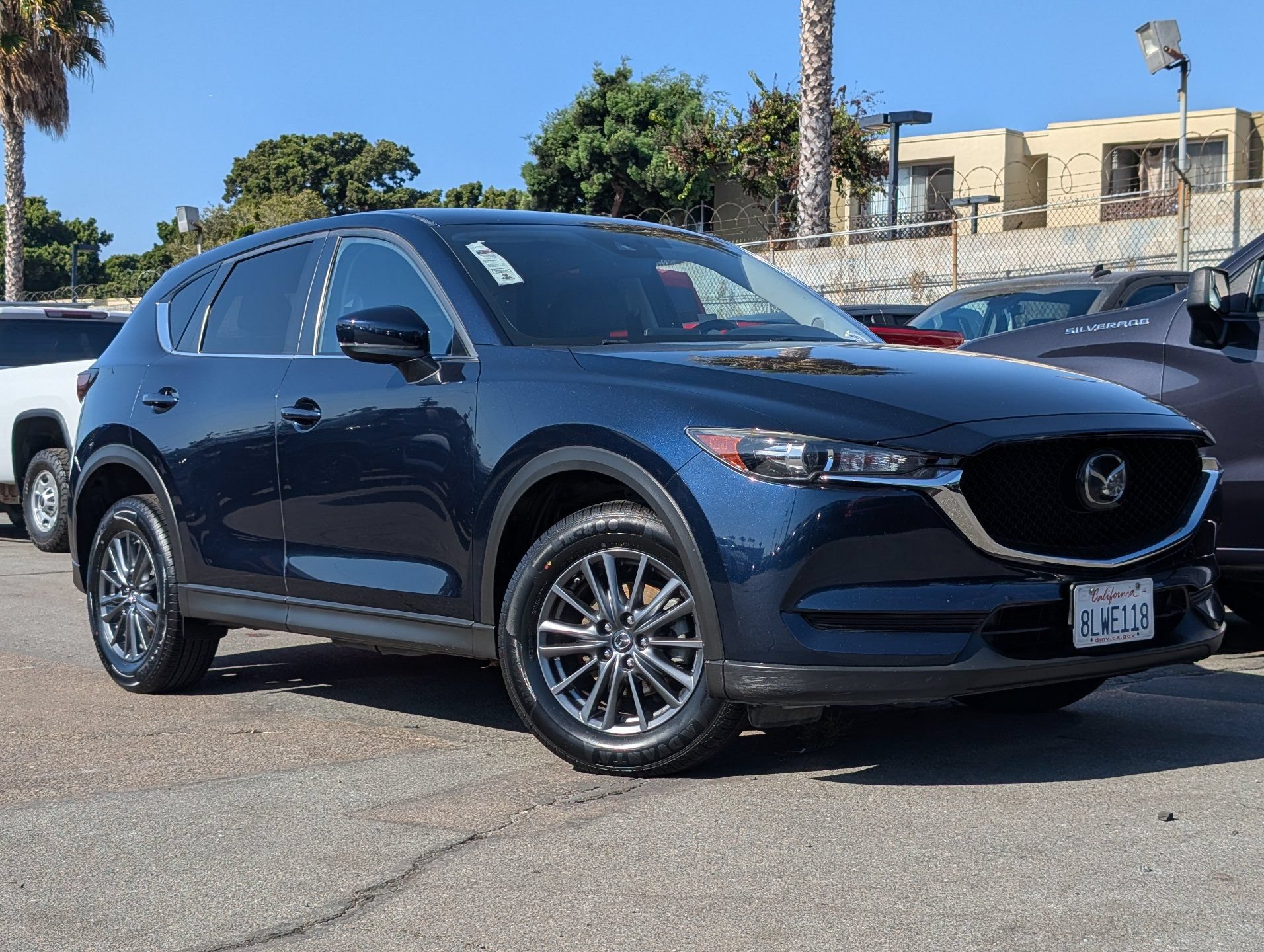 Used 2019 MAZDA CX-5 Touring FWD image 2
