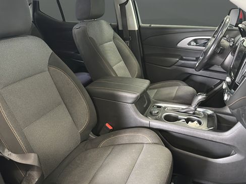 Used 2019 Chevrolet Traverse LT AWD/4WD image 23