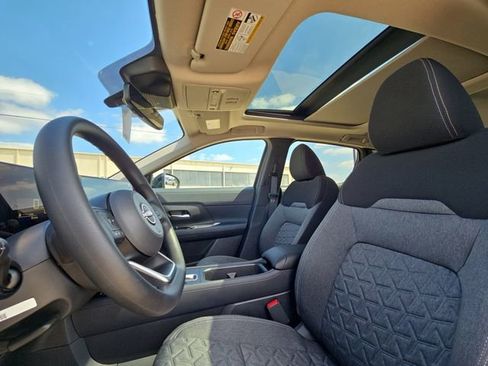 New 2026 Nissan Kicks SV FWD image 7