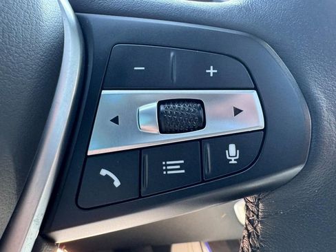 Used 2025 BMW X5 xDrive40i w/ Premium Package image 18