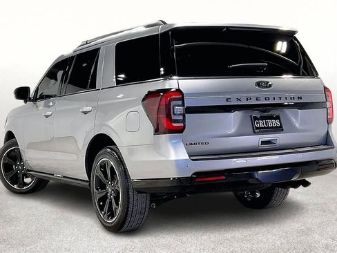 Used 2024 Ford Expedition Limited image 15