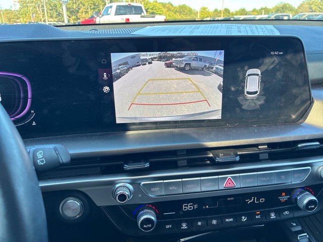 Used 2025 Kia Telluride S FWD image 13