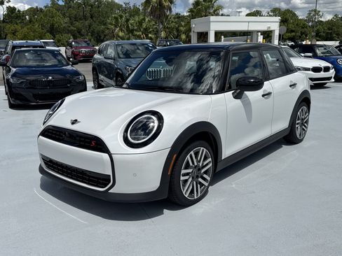 New 2026 MINI Cooper S FWD image 3