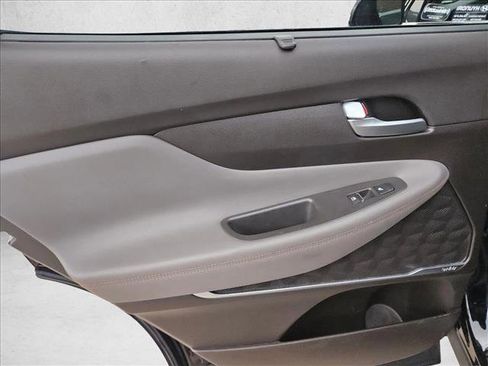 Used 2020 Hyundai Santa Fe Limited image 13