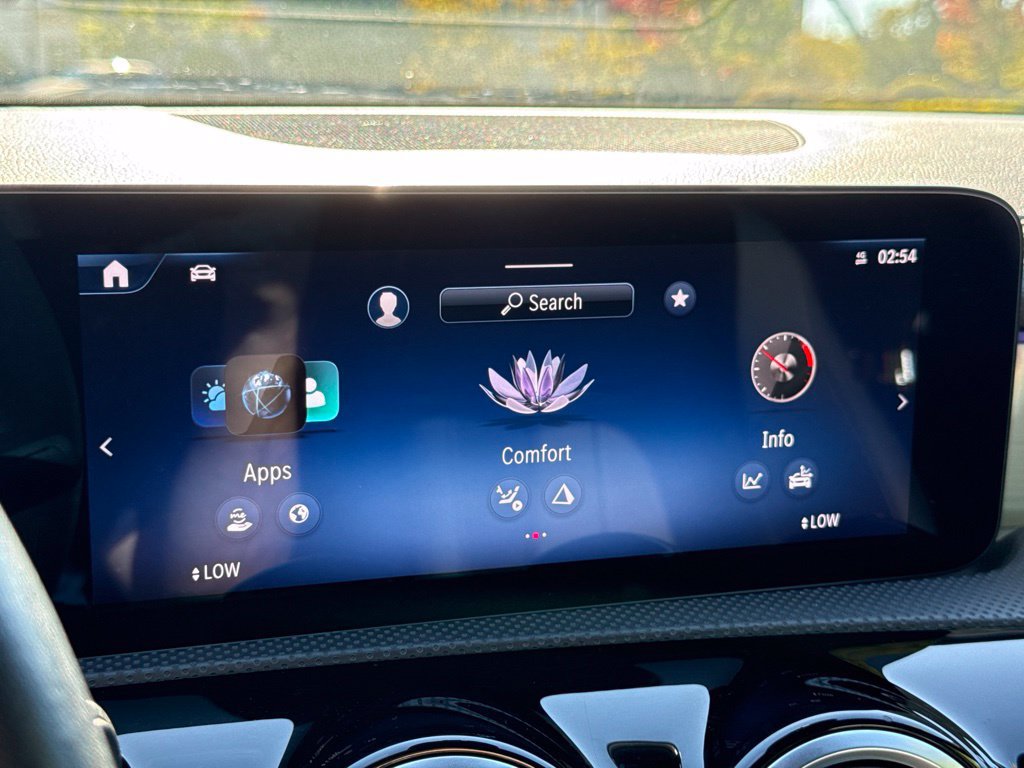 Used 2025 Mercedes-Benz CLA 250 image 39
