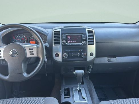 Used 2017 Nissan Frontier SV RWD image 28