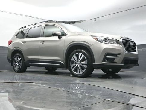 Used 2019 Subaru Ascent Limited image 40