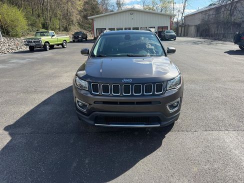 Used 2018 Jeep Compass Limited w/ Navigation Group image 8