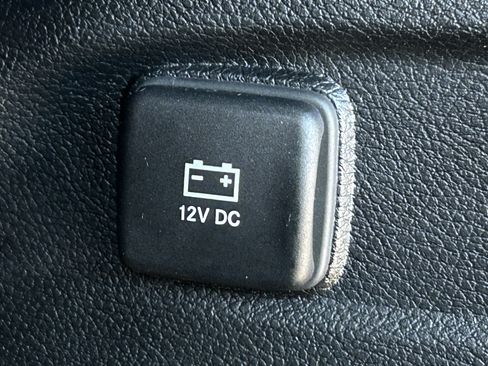 Used 2023 Jeep Grand Cherokee L Laredo w/ Luxury Tech Group I image 10