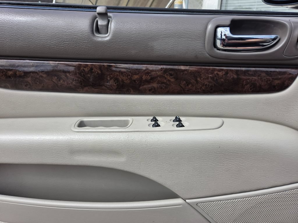 Used 2006 Chrysler Sebring Limited FWD image 14