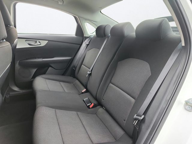 Certified 2023 Kia Forte LXS w/ LXS Technology Package FWD image 19