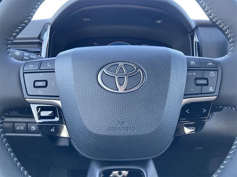 New 2026 Toyota Camry SE image 16