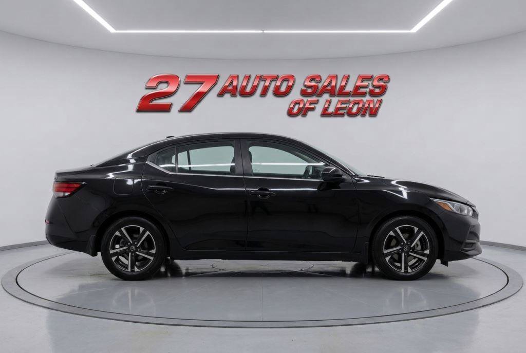 Used 2024 Nissan Sentra SV FWD image 7