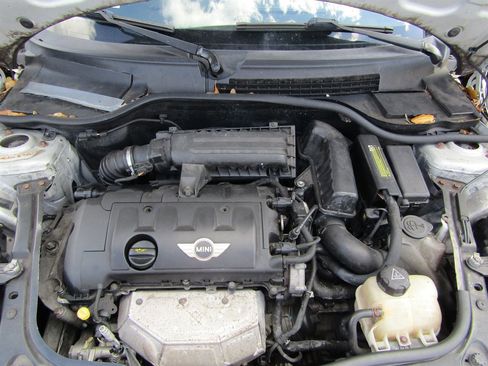 Used 2011 MINI Cooper Hardtop image 10